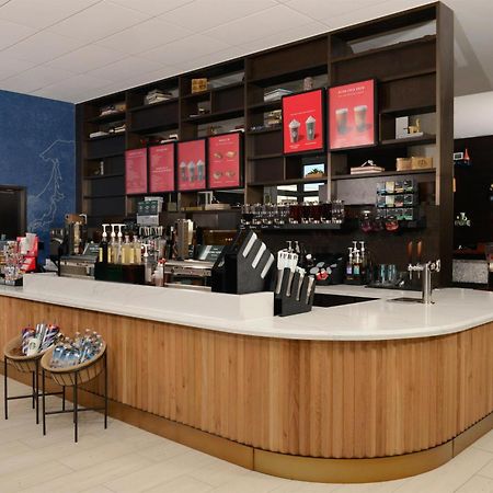 Hyatt Place Pena Station/Denver Airport Bagian luar foto