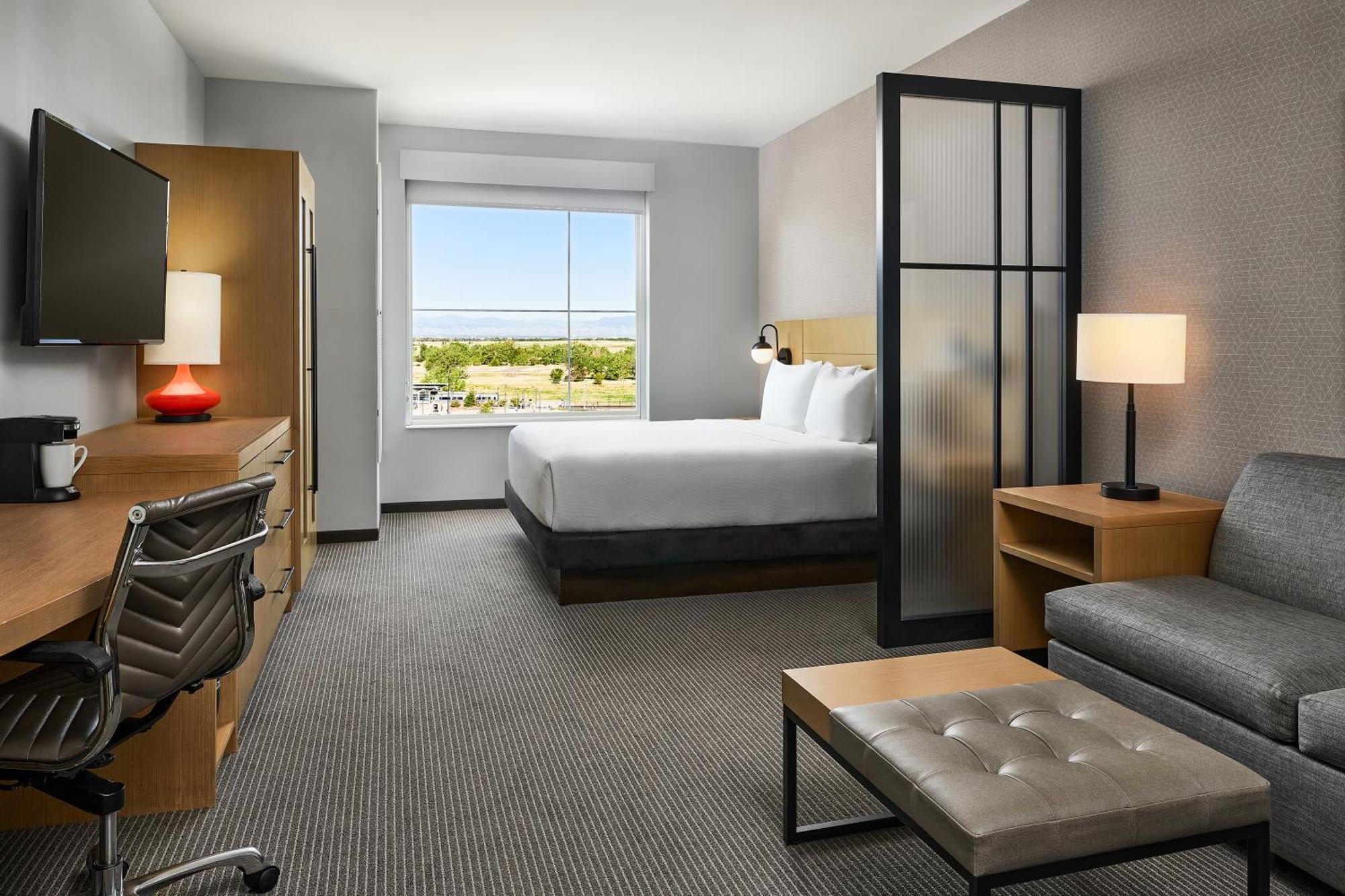 Hyatt Place Pena Station/Denver Airport Bagian luar foto